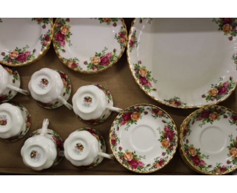Royal Albert Old Country Roses tea ware items: cake plate, 6 cups, 6 saucers, 6 side plates (19). 