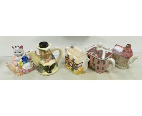 A collection of Novelty Teapots including:Carltonware &amp; Sadler Houses, Pussy theme item etc (5) 