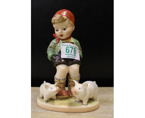 Beswick Hummel Figure 912: 