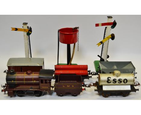 Hornby Trains - Locomotive (Reversing) LMS Maroon number 5600. no. 501, Tender no. 501, Gauge 0 Single Arm Signal no.2, Doubl