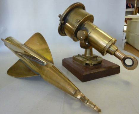 An early submersible 20thC Thos. Walker & Son Ltd brass 'Walker's Cherub' Mark III, ship-log, comprising the dial, on a rotat