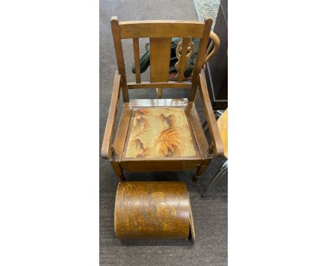 Vintage commode and carved linen box 