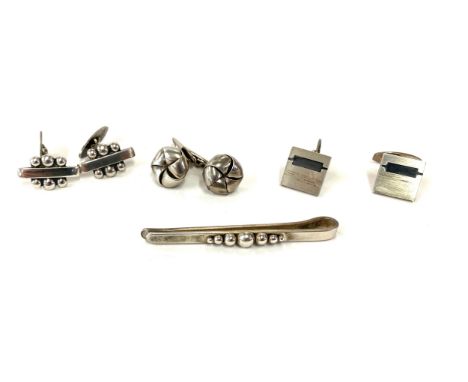Selection of named vintage silver jewellery includes N.E cufflinks, Denmark and 2 other Danish tie clips 
