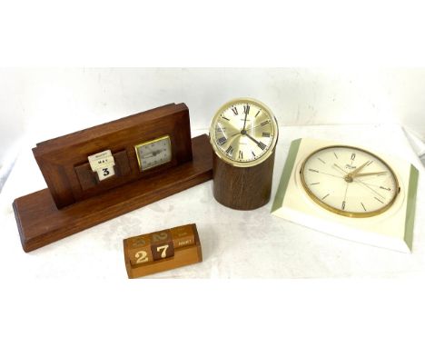 3 Vintage style mantel clocks, wooden calendar / clock 