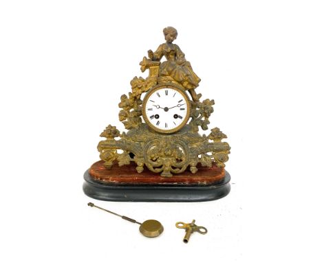 Vintage 2 keyhole mantel clock, no dome, in need of repair 