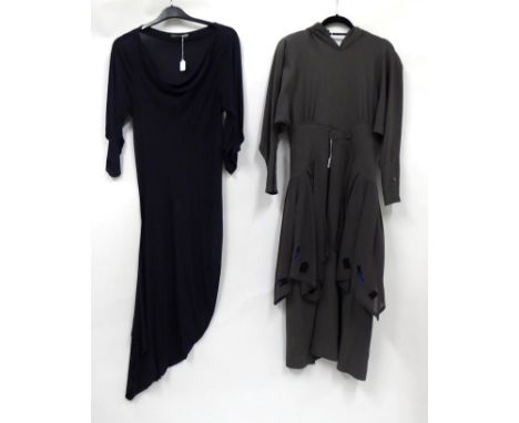 Alexander McQueen Jersey Evening Dress, in navy blue, with scoop neckline, half length sleeves and asymmetric hem (size 46); 