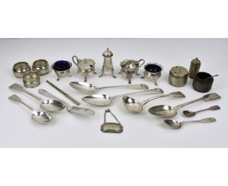 A miscellaneous group of silver smalls, to include an Old English table spoon by Richard Crossley, London, 1796; Fiddle patte