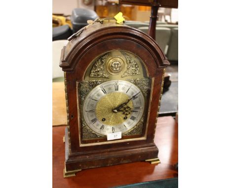 AN EARLY 20TH CENTURY ENGLISH BRACKET CLOCK, having later German gong strike movement, the arched dial with Roman numerals an