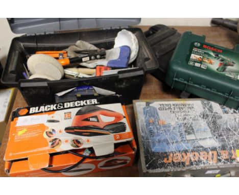 A TOOLBOX AND CONTENTS, TOGETHER WITH A BLACK AND DECKER JIGSAW, CASED BOSCH DRILL AND OTHER BLACK AND DECKER TOOLS (5) 
