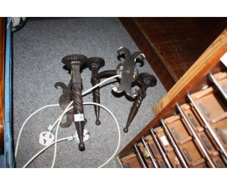 A MODERN CAST METAL DOUBLE BULB WALL LIGHT FITTING TOGETHER WITH A SINGLE BULB EXAMPLE