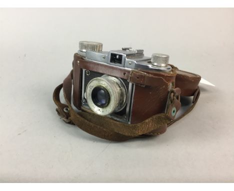 SARABER GOSLAR FINETTA 88 CAMERA, in leather carry case, along with Lordox Wetzler camera, Zenit B camera and an Olympus Trip