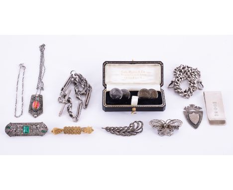 An interesting mixed lot of silver jewellery items to include a silver money clip with Birmingham, 2000 hallmark, silver ankl