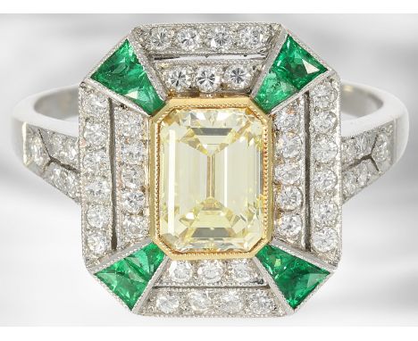 Sehr wertvoller antiker Platinring mit Brillant-/Smaragdbesatz u. schönem fancy Diamanten von ca. 1ct, Handarbeit: Ca. Ø16,5m