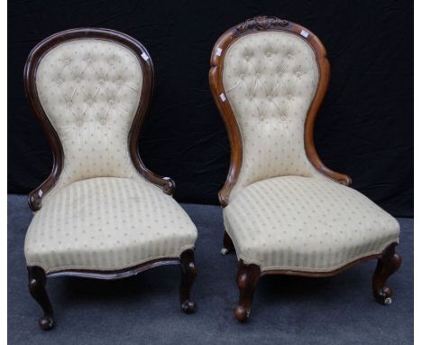 &nbsp;A Victorian walnut spoon back parlour chair with button cream, pink rose upholstered back and serpentine overstuffed se