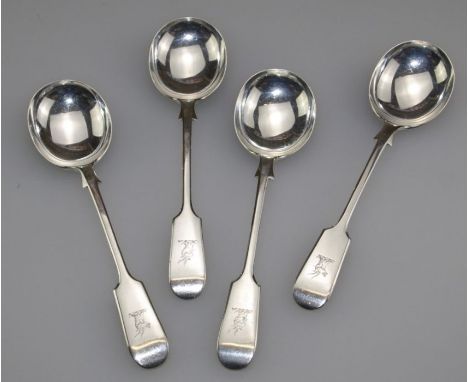 Mappin and Webb, a set of four Edwardian silver soup spoons, each with crested handle. London 1903. 8.4 troy oz