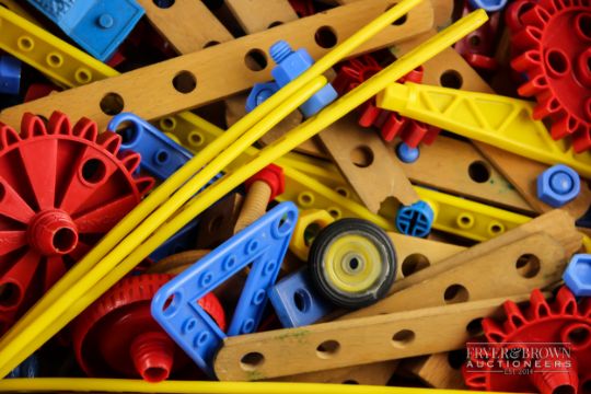 wooden meccano
