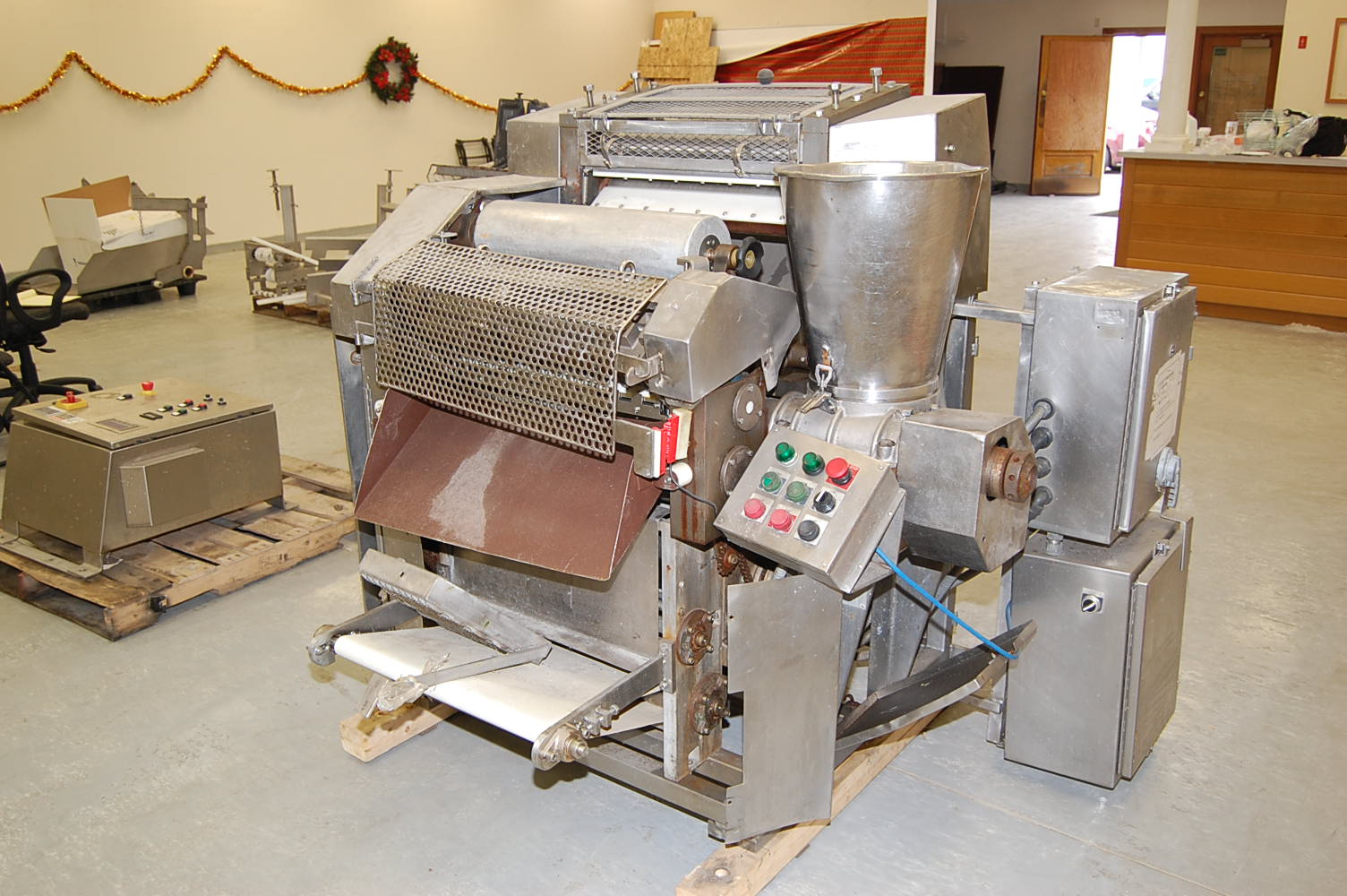 Agnelli Pasta Machine/Tortellini, SS Design, 5 1/2 HP Motor, 230/460 Volt