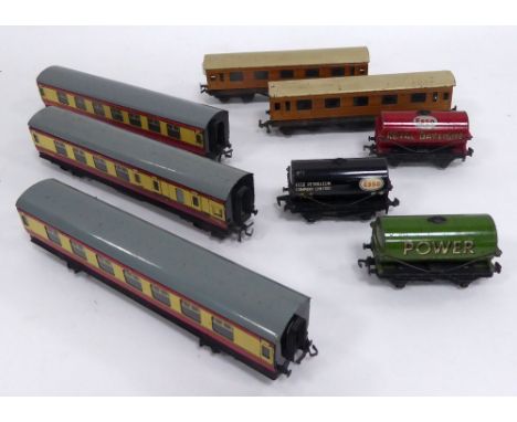 RAKE OF THREE HORNBY DUBLO LITHOGRAPHED TINPLATE CORRIDOR COACHES, in maroon and cream No. M4183 x 2, and M26133M  minor scra
