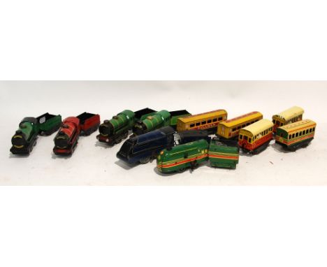 FOUR CHAD VALLEY 'O' GAUGE LITHOGRAPHED TINPLATE CLOCKWORK 0-4-0 LOCOMOTIVES WITH TENDERS in green and red liveries, all No. 