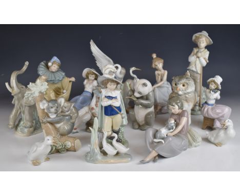 Seventeen Lladro and Nao figures including owl, koala bears etc, tallest 27cm