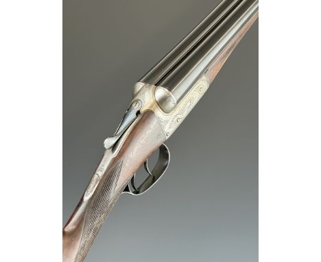 Robert Robinson of Hull 12 bore side by side shotgun with locks named 'R Robinson', engraved underside, thumb lever and fence