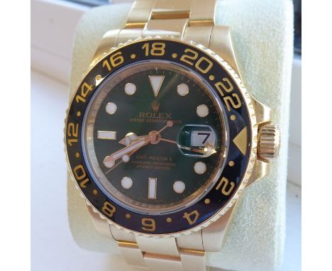 An 18-carat yellow-gold gentlemen's Rolex GMT-Master II wristwatch with unusual green dial signed: Rolex - Oyster Perpetual D