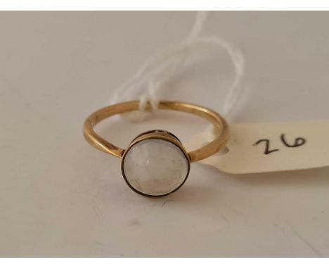 Antique Victorian gold mounted single stone moonstone ring, size Q