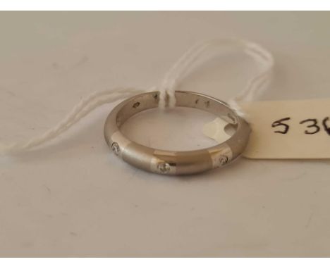 9ct hallmarked white gold band ring domed shape set with 3 diamonds, size M
