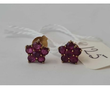 A pair of ruby cluster earrings    1.6 gms