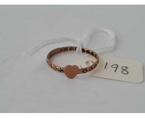 A small rose gold ring with heart motif 9ct size O  