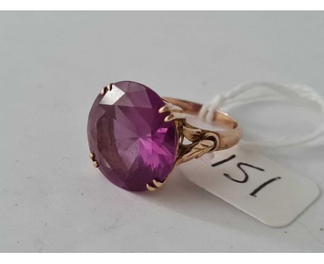 A large amethyst single stone ring 14ct gold size N 7 gms