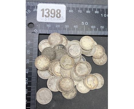 Quantity Vic Young Head silver 3D 52 g.