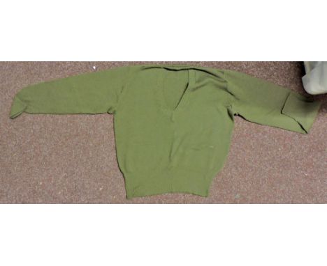 British WWII 1942 type Women's Land Army Pullover jumper, size 4. An excellent item for the re-enactor and collector alike.
