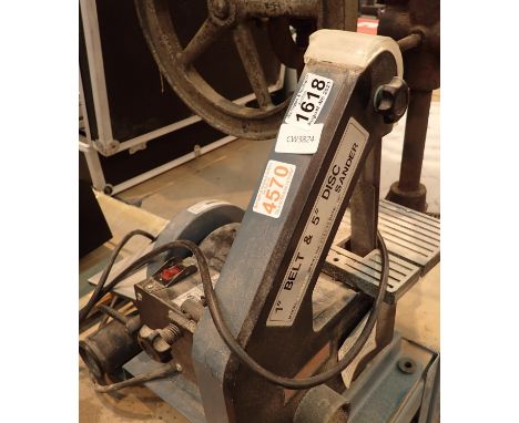 Combined 1 inch belt and 5 inch disc sander by Axminster. Appears used but in very good condition. Cannot test if in working 
