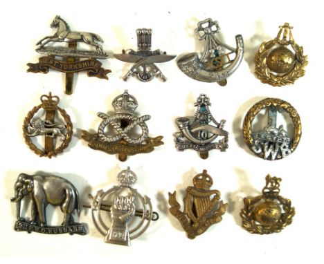 A collection of approx 100 British Army cap badges
Subjects to include the artists rifles, army cyclists corps, Palastine pol