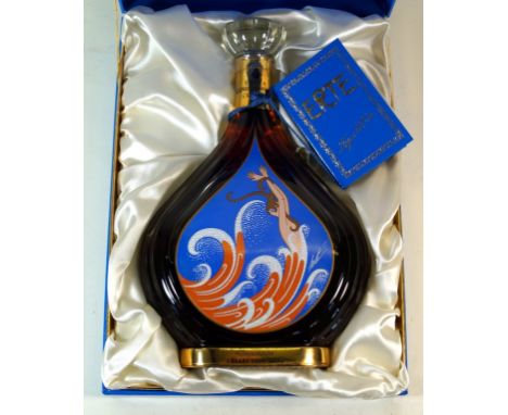 1 Decanter Courvoisier 'Extra' Cognac “Edition 5” 'Degustation' Collection Erte 
In immaculate, pristine condition with prese