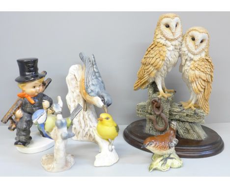 Four Goebel figures including three birds, one other Goebel figure a/f, a Beswick figure of a wren and a Royal Doulton owl gr