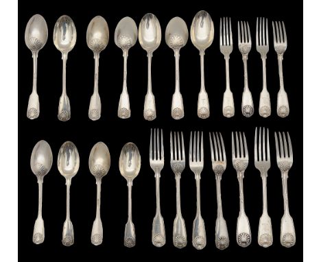 An Edwardian twelve setting canteen of silver fiddle, thread and shell pattern flatwareLondon, 1904 by the Goldsmiths &amp; S