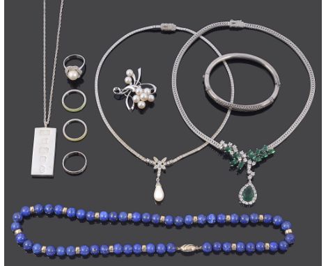 A collection of silver and costume jewellerycomprising a 9ct gold and lapis lazuli bead necklace, a cultured pearl and silver