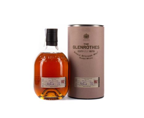 GLENROTHES 1987Single Malt Scotch WhiskyBottled 1999. 700ml, 43% volume, in tube.Condition report: The bottle is in good cond