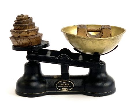 A set of vintage Salter kitchen scales 