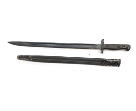 A WW1 British Pattern 1907 bayonet by Wilkinson, stamped G.R below crown, with sheath, overall length 55cm 