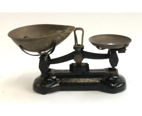 A set of Libra kitchen scales with weights 