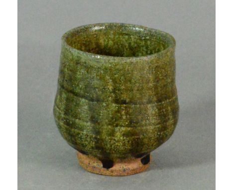WILLIAM MARSHALL (1923-2007) for Leach Pottery; a stoneware yunomi covered in running olive green ash glaze, impressed WM and