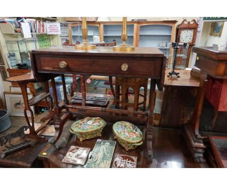 An early 19th century mahogany and ebony strung sofa table,&nbsp;77cm wide when closed.&nbsp; 