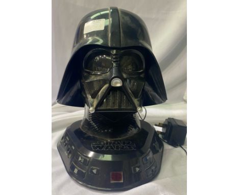 Star Wars Darth Vader radio CD player. P&amp;P Group 2 (£18+VAT for the first lot and £3+VAT for subsequent lots)