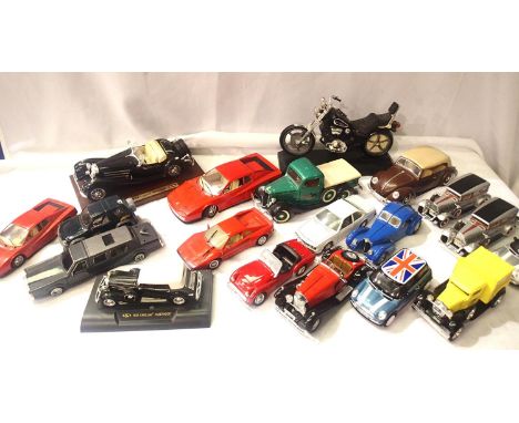 Selection of 18 large scale diecast cars/ vans, various makes and motorcycles. All good condition and unboxed. P&amp;P Group 
