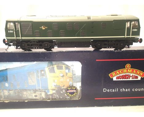 Bachman 32429 Class 24 diesel D5011, BR Green Late Crest. Marks on body, box is fair and condition is good. P&amp;P Group 1 (