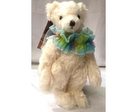 Merrythought bear, Rianbox The Bear Of The Air, limited edition 126/500, H: 27 cm, with tags, excellent condition. P&amp;P Gr