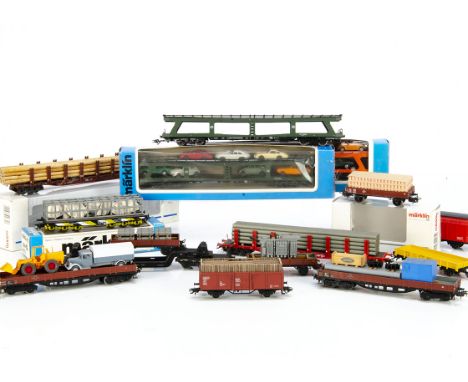 Märklin HO gauge 3-rail German and Swiss Freight Stock with loads, the majority unboxed but some with their original boxes (w